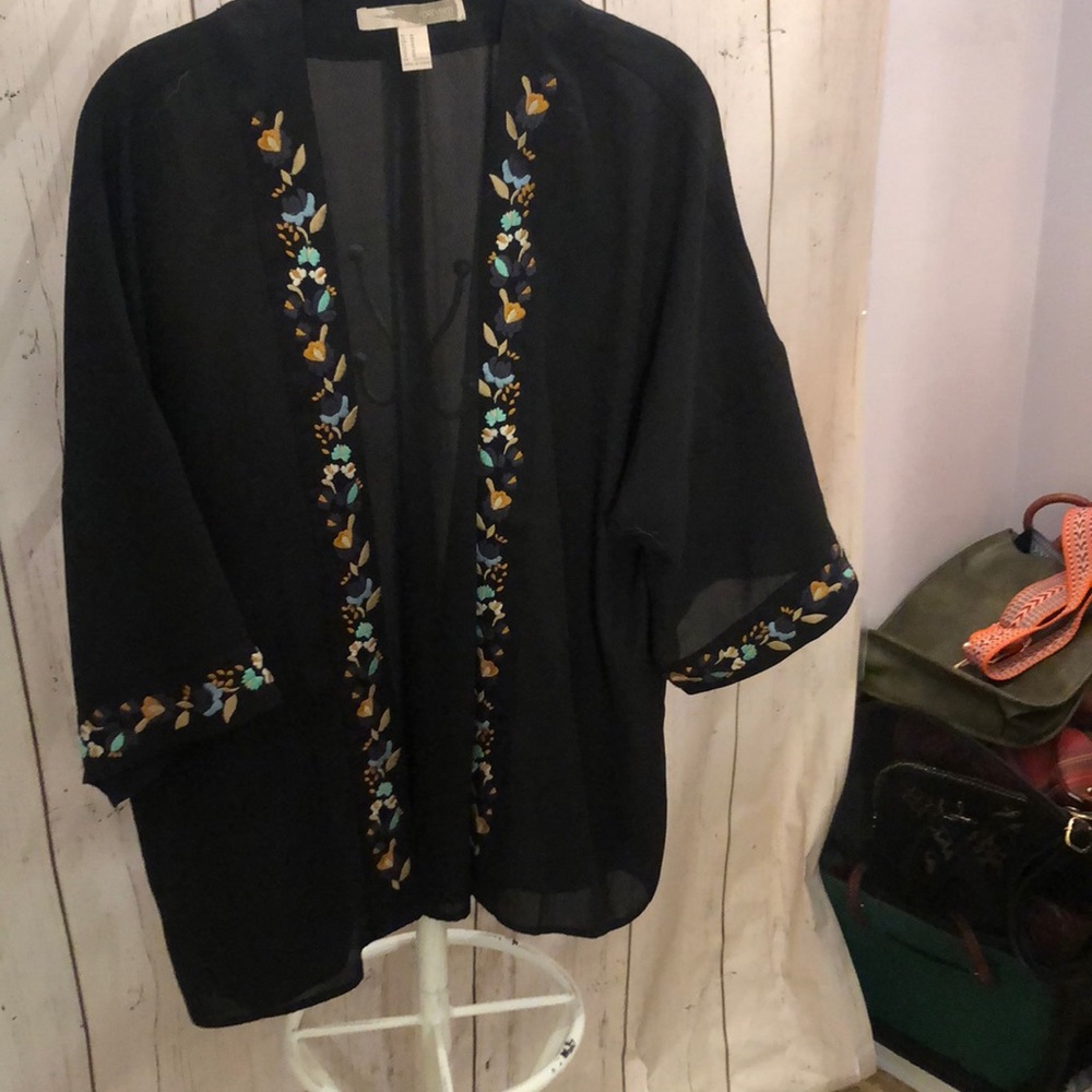 Black gorgette shell. Embroidered.